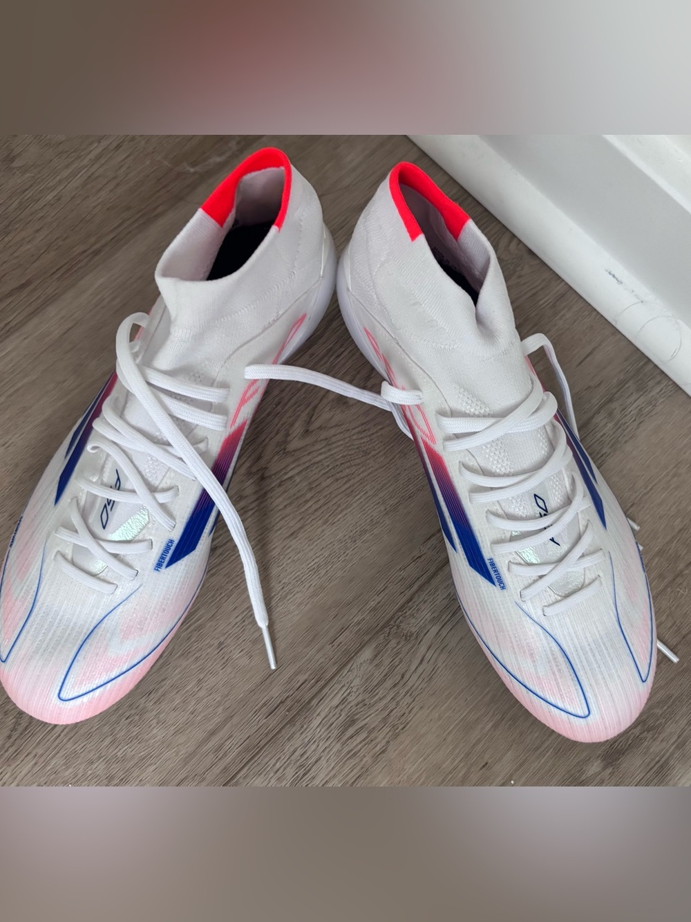 Adidas Mens Mid F50 Mid soccer cleats size 6.5